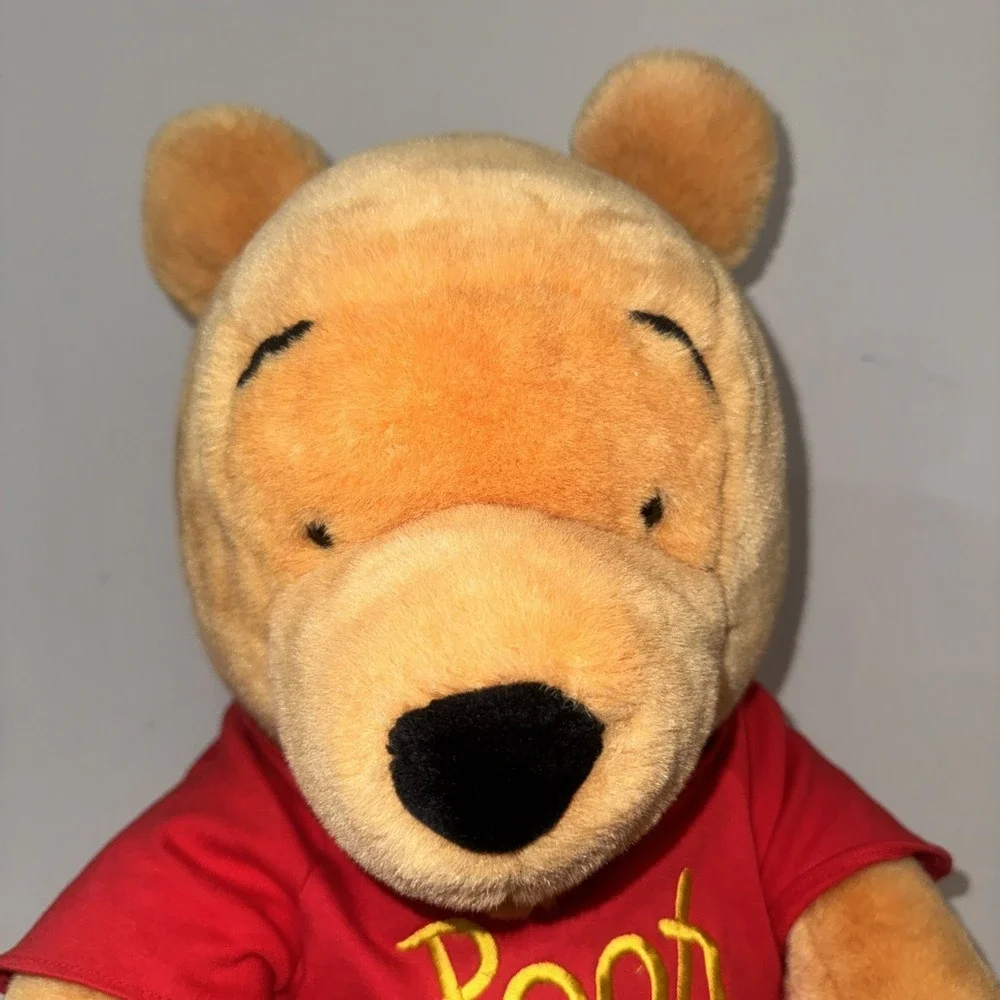 VTG Walt Disney Company Winnie the Pooh Bear 20